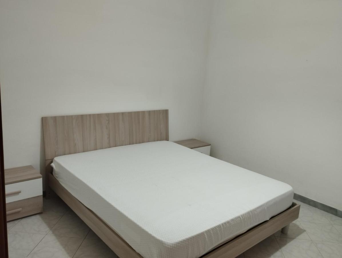 Clave, Affittacamere, Casa Vacanze Cozze Extérieur photo