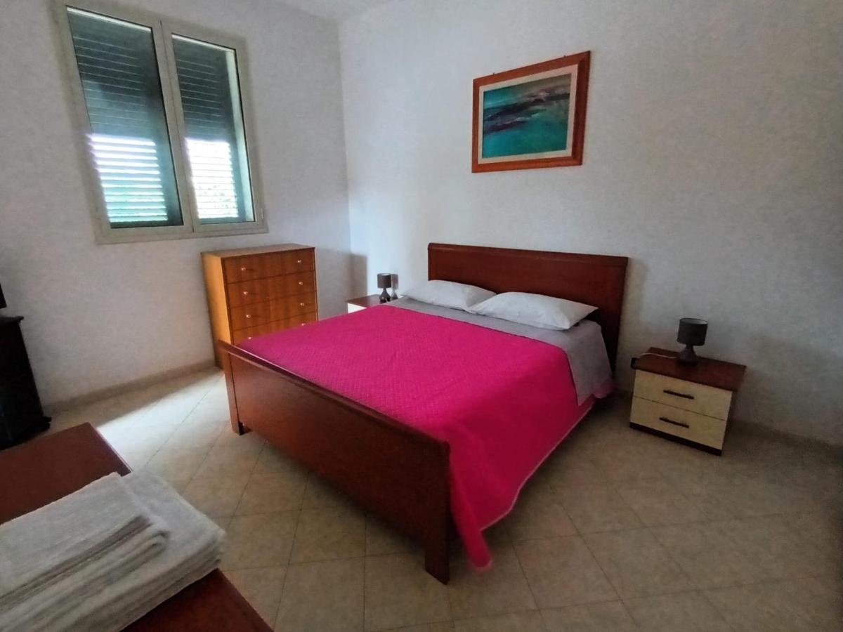 Clave, Affittacamere, Casa Vacanze Cozze Extérieur photo